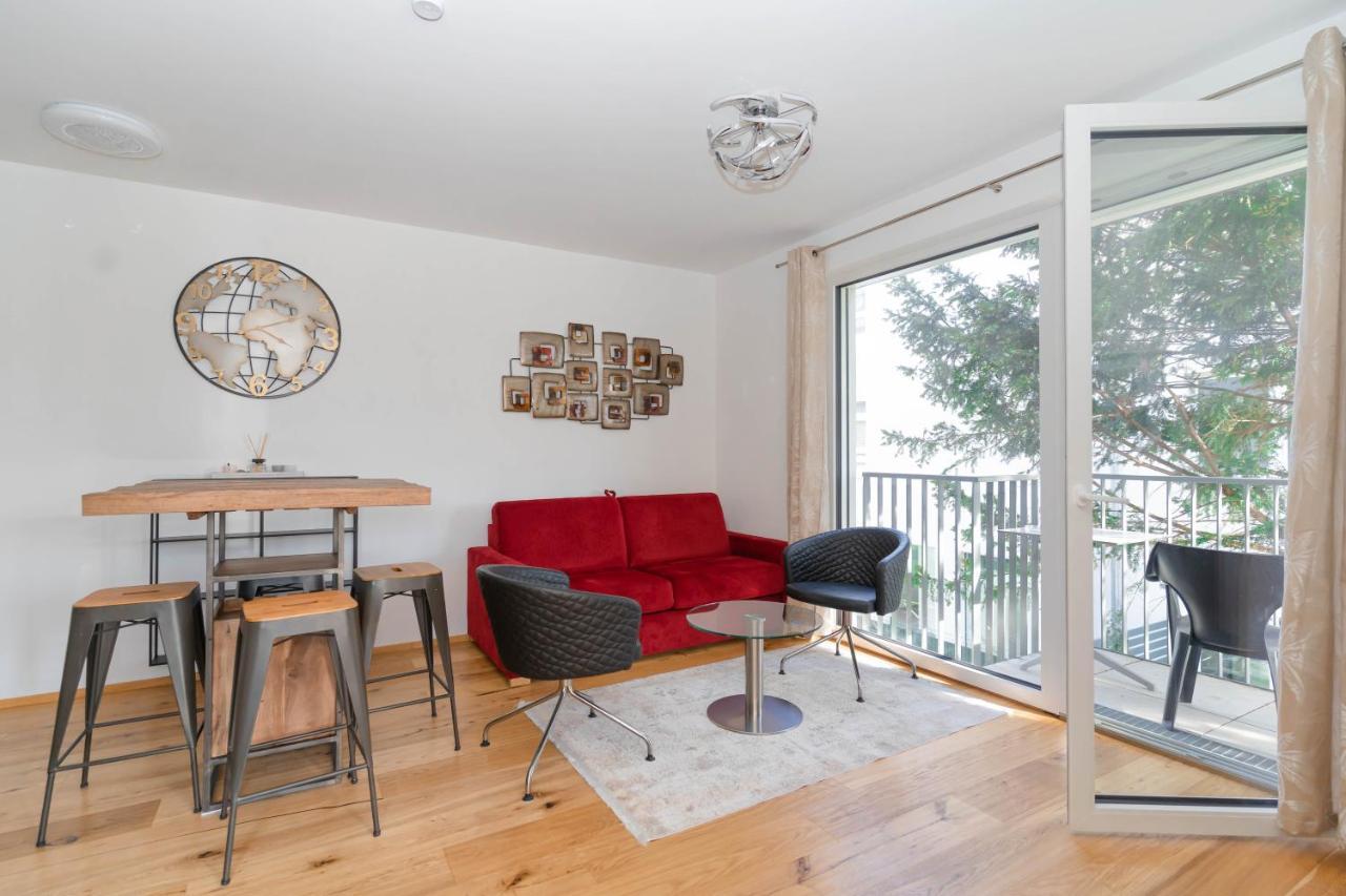 Luxurious Apartment With Big Balcony Near City Center Wien Eksteriør bilde