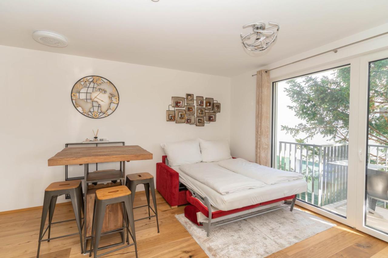 Luxurious Apartment With Big Balcony Near City Center Wien Eksteriør bilde