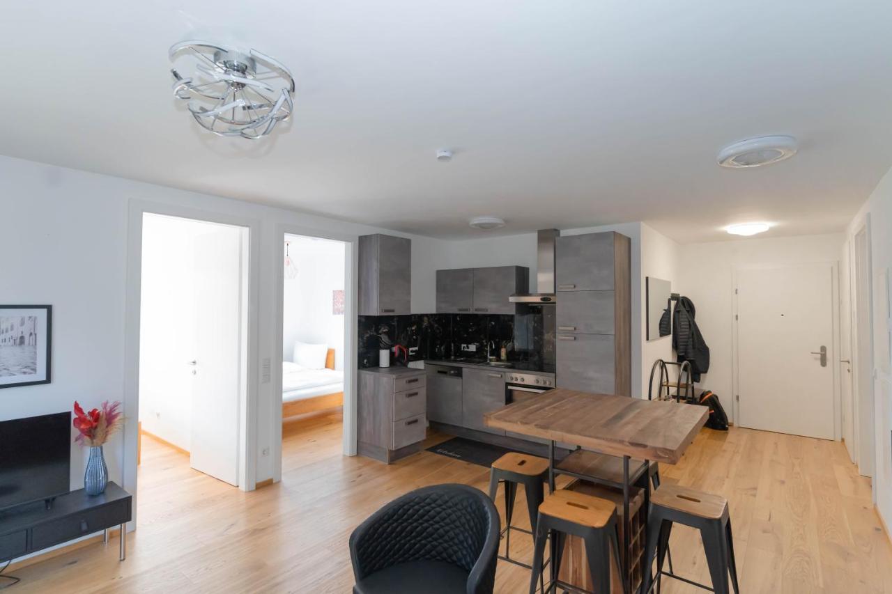 Luxurious Apartment With Big Balcony Near City Center Wien Eksteriør bilde